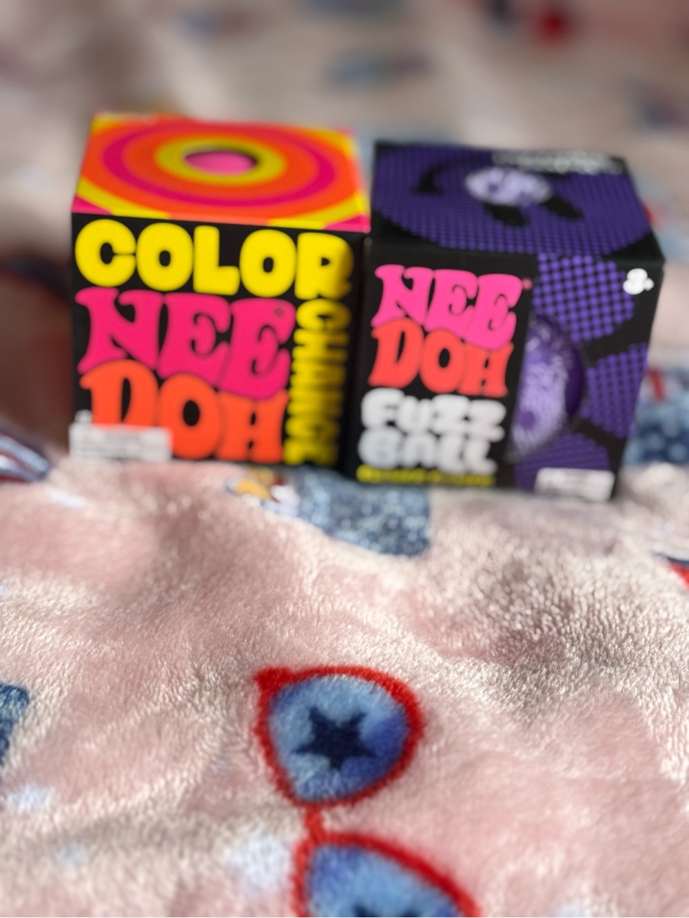 NEE DOH Color & Fuzz Ball Set - Bright Pink, Purple